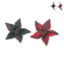 Cargar imagen en el visor de la galería, Poinsettias Tartan con Pinza