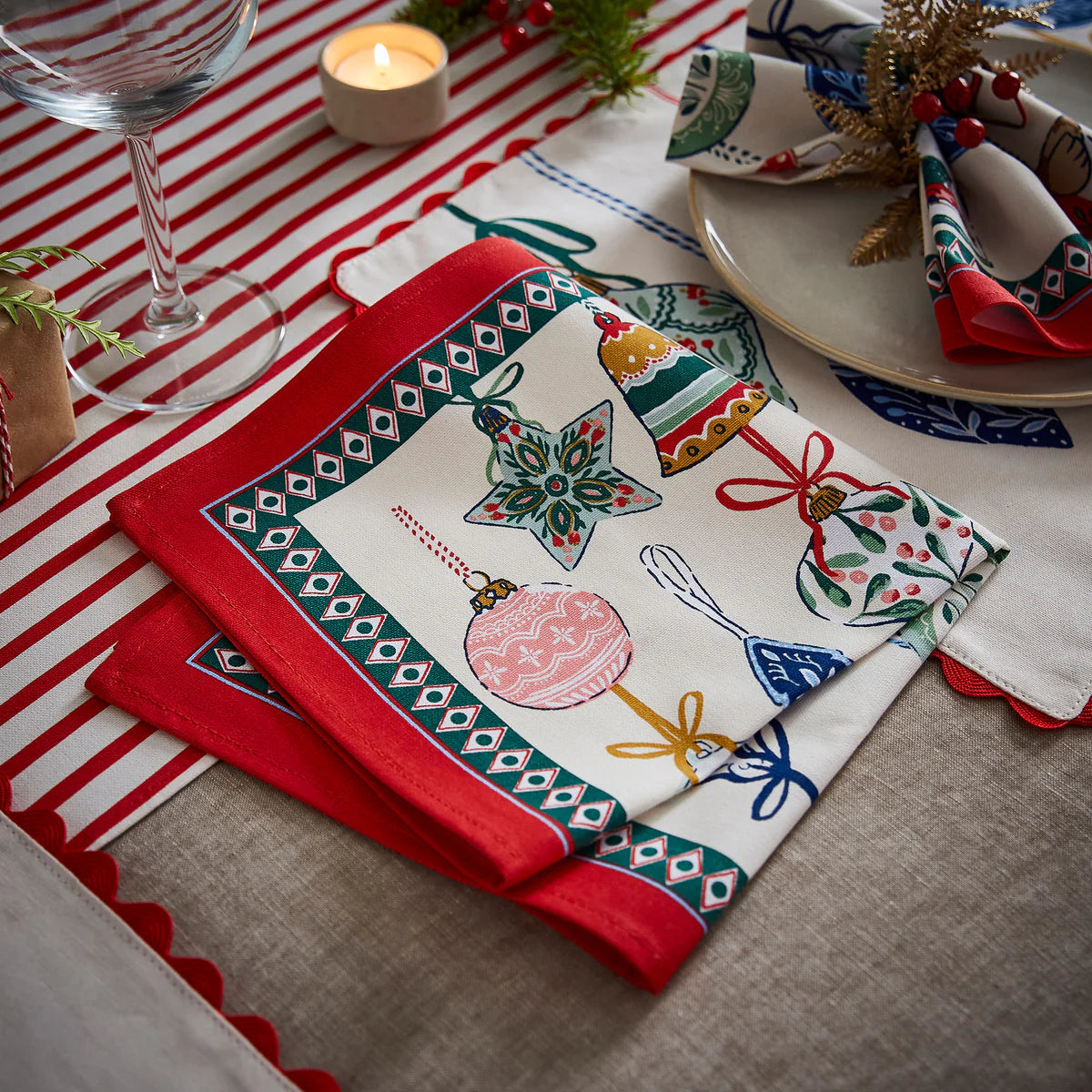 Set de dos servilletas diseño "Christmas ornaments"