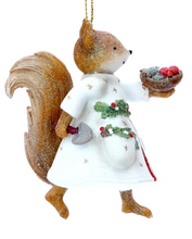 Cargar imagen en el visor de la galería, Set de 2 Adornos Colgantes "Mr. & Mrs. Squirrel"