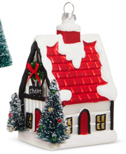 Cargar imagen en el visor de la galería, Adornos de árbol chalets de esquí nevados
