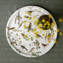 Cargar imagen en el visor de la galería, Bandeja redonda diseño pájaros del jardín