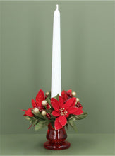 Cargar imagen en el visor de la galería, Candelabro pequeño en cristal rojo