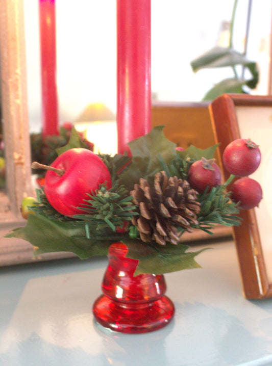Candelabro pequeño en cristal rojo