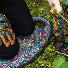 Cargar imagen en el visor de la galería, Juego de herramientas de jardinería y almohadón de rodillas