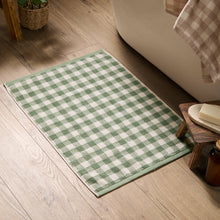 Cargar imagen en el visor de la galería, Alfombrilla de baño Barton de cuadros vichy Bosque | 50 x 70 cm