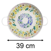 Cargar imagen en el visor de la galería, Bandeja redonda de lata con dibujo de flores silvestres