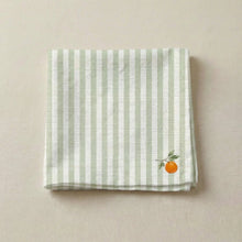 Cargar imagen en el visor de la galería, Pack de 4 unidades servilletas rayas Verde: 43x43 cm