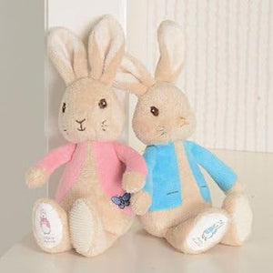 Peluche sonajero Peter Rabbit rosa