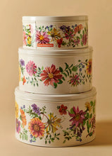 Cargar imagen en el visor de la galería, Set de tres latas diseño flores de jardín