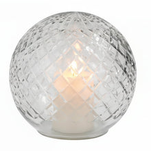 Cargar imagen en el visor de la galería, Bola de cristal tallada para vela