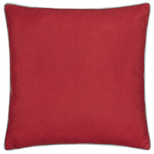 Cargar imagen en el visor de la galería, Almohadón de Exterior  Strawberry Thief Berry (50 x 50 cm)