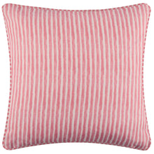 Cargar imagen en el visor de la galería, Almohadón exterior estampado Fig Gardens  (43 x 43 cm)