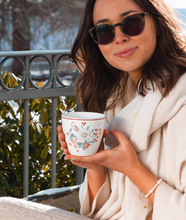 Cargar imagen en el visor de la galería, Vaso de Café sin Asa GreenGate - Colección Abelone White