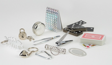 Cargar imagen en el visor de la galería, Crackers Navideños Golden Berry