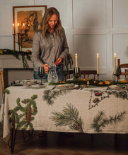 Cargar imagen en el visor de la galería, Mantel de lino  "Shady Conifers" (170x250 cm)