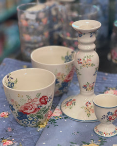 Vaso de porcelana diseño flores