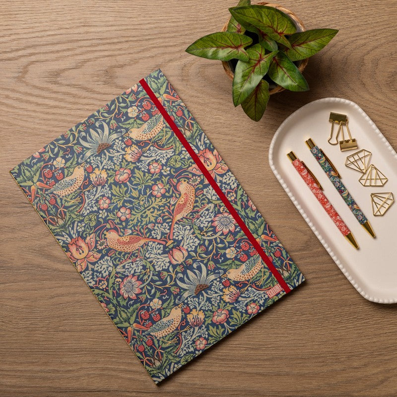 Cuaderno A5 Strawberry Thief de William Morris