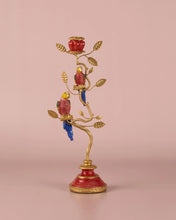 Cargar imagen en el visor de la galería, Candelabro decorativo dorado con loros de colores