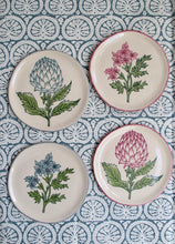 Cargar imagen en el visor de la galería, Platos pequeños diseño floral de colores