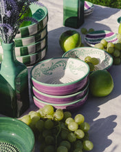 Cargar imagen en el visor de la galería, Plato rallador de cerámica mediano con caja de regalo