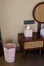 Cargar imagen en el visor de la galería, Papelera de Papel reciclado con Estampado floral Ditsy Blush