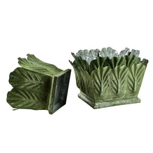 Cargar imagen en el visor de la galería, Macetas decorativas verde en metal