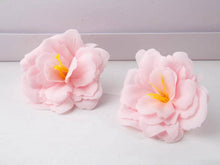 Cargar imagen en el visor de la galería, Flor de Jabón Artesanal - Peonía Pequeña