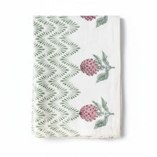 Cargar imagen en el visor de la galería, Paño de cocina estampado a mano  Olas verde alcachofa