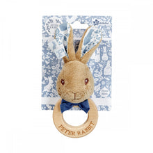 Cargar imagen en el visor de la galería, Sonajero de Anillo Peter Rabbit