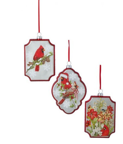 Bolas de Navidad de cardenales en marco de vidrio