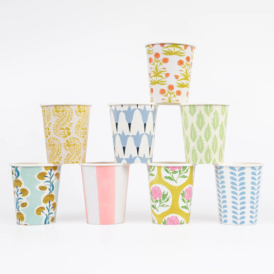 Vasos de papel diseño Molly Mahon