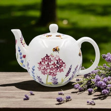 Cargar imagen en el visor de la galería, Tetera &quot;Lavender &amp; Bees&quot;