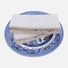 Cargar imagen en el visor de la galería, Sándwich Princesa de Gales (Pollo ahumado con canónigos)