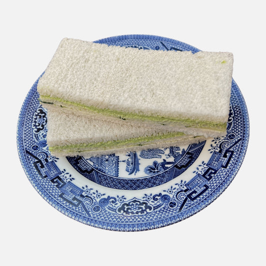 Sándwich Isabel II (pepino y queso crema)