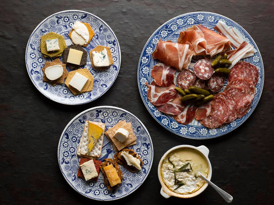 Crackers de queso y nueces con aceite de oliva virgen extra