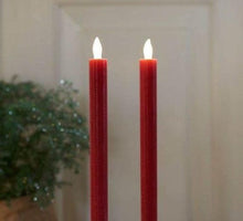 Cargar imagen en el visor de la galería, Set de dos velas rojas de llama móvil