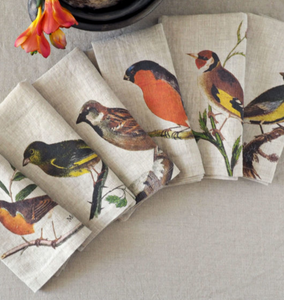 Set de seis servilletas de lino estampadas con pájaros