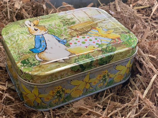 Lata rectangular pequeña de Peter Rabbit