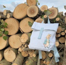Cargar imagen en el visor de la galería, Mochila de Peter Rabbit