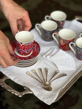 Cargar imagen en el visor de la galería, Set de seis tazas de café diseño William Morris