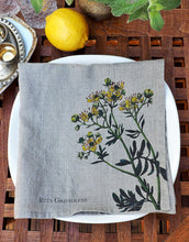 Cargar imagen en el visor de la galería, Set de seis servilletas de lino estampadas de flores silvestres